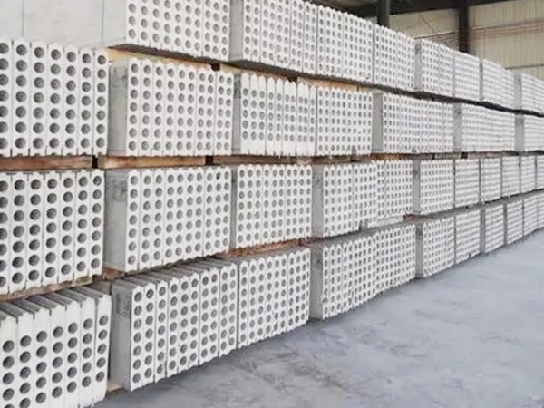 快速施工，快速经济的分隔空间，创造表面光滑平坦的房间