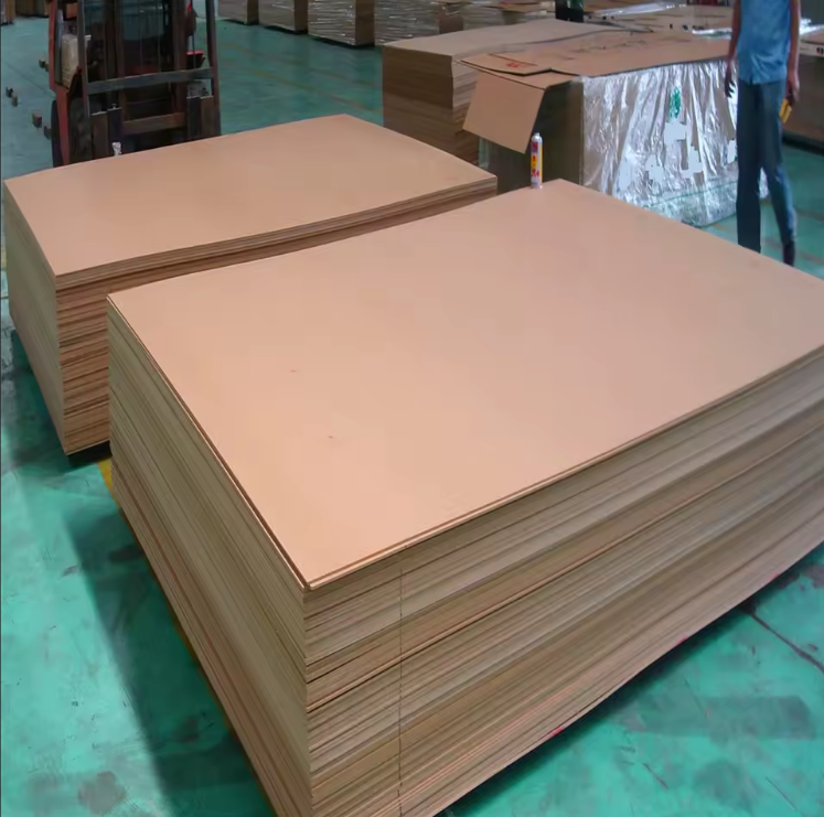 920mm Wide Good Quality Good Density 850kg/M3 Door Size Mdf Panel